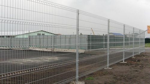 Забор из решетки